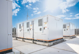 battery storage container